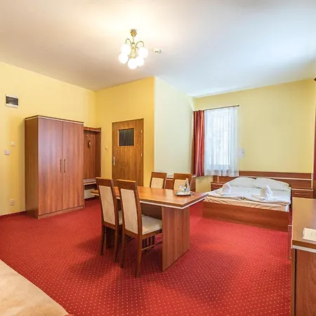 Bed & Breakfast Dom Na Bialej Dolinie *
